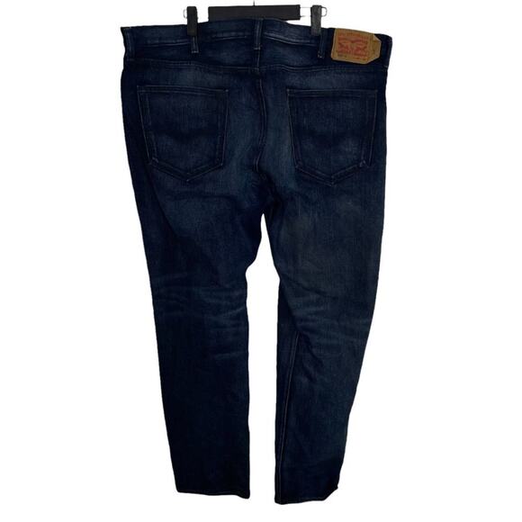 Levi's Mens Jeans Size 42x32 Dark Wash Blue Denim 501 Button Fly Straight Leg - Picture 2 of 10